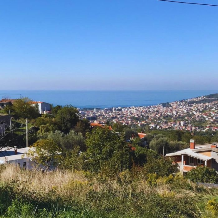 Plac na prodaju – Zupci, Bar